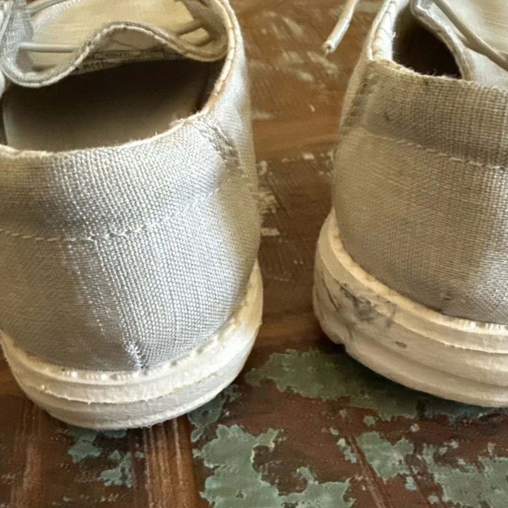 Hey Dude Wendy Youth Linen Beige Slip-On Shoes Unisex Kid's Size 11 K11 NWT